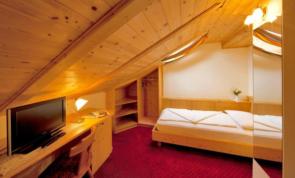 Hotel Rainegg Olang Rum bild